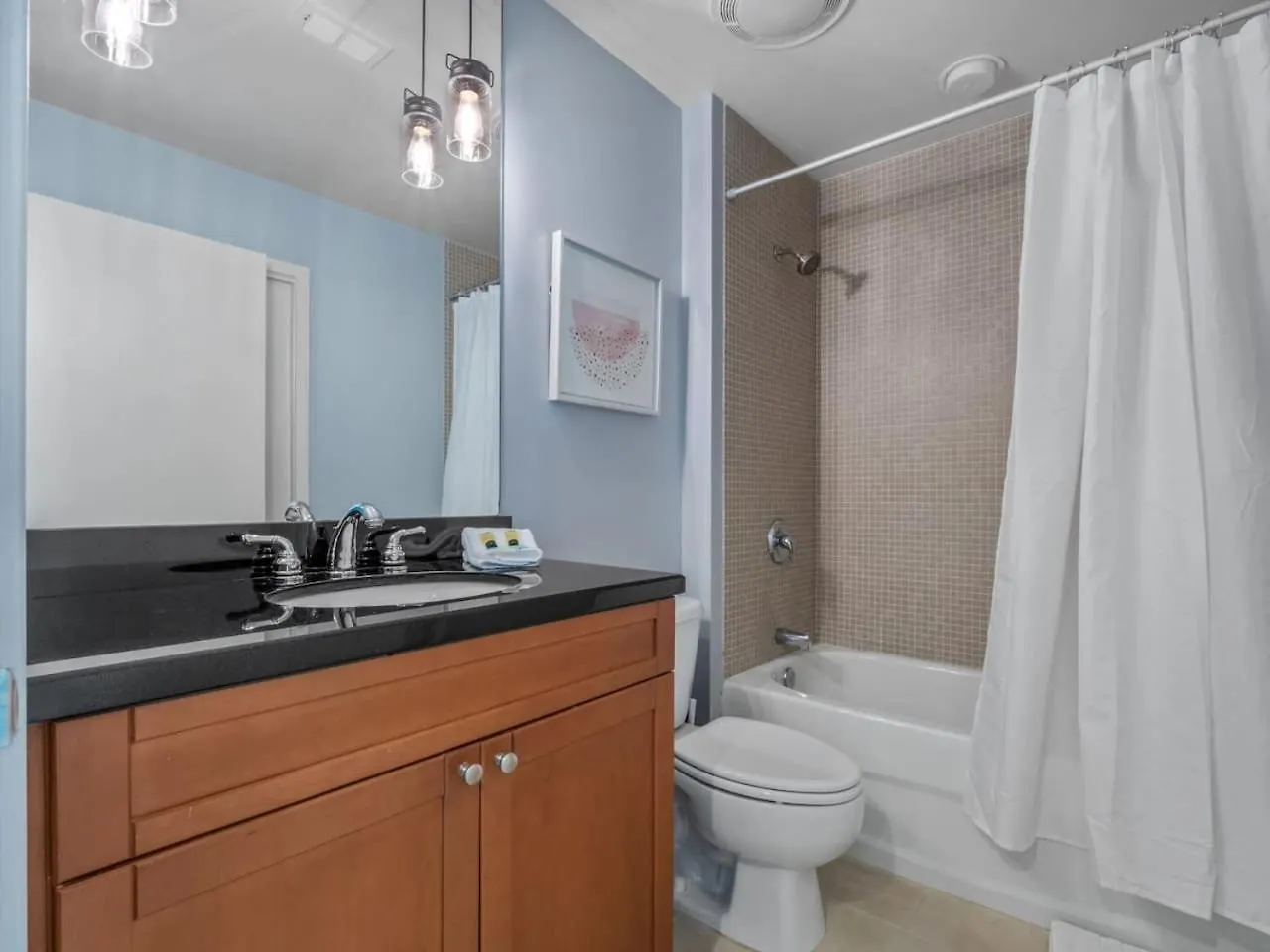 Luxurious 2 Beds 2 Baths Downtown Apartment Orlando