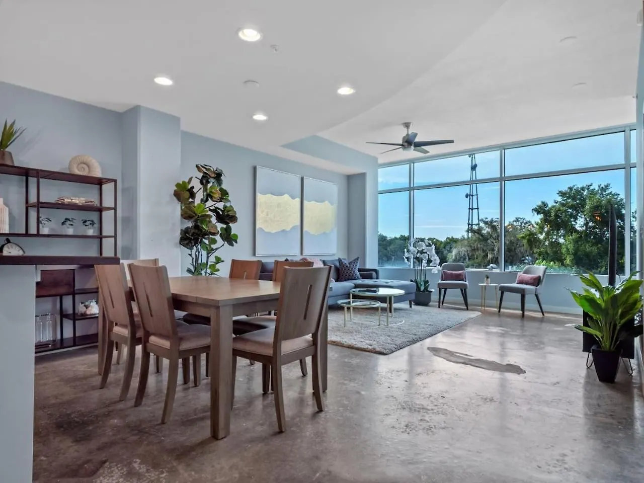 Luxurious 2 Beds 2 Baths Downtown Apartment Orlando