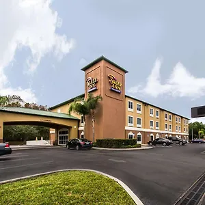 2* Hotel Sleep & International Airport